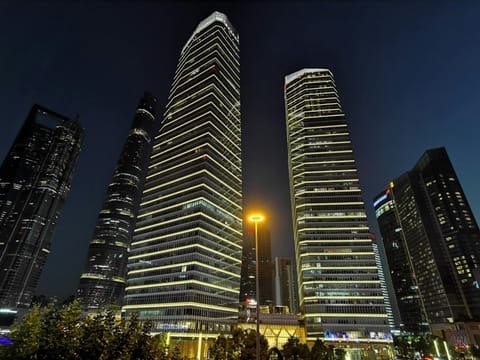 Saudi PIF Shanghai Office: $900bn+ Fund Reshapes Asia Alternative Asset Flows